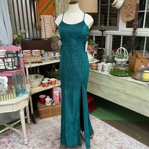 Pear Culture Elegant Teal Prom Dress Size  1/2
